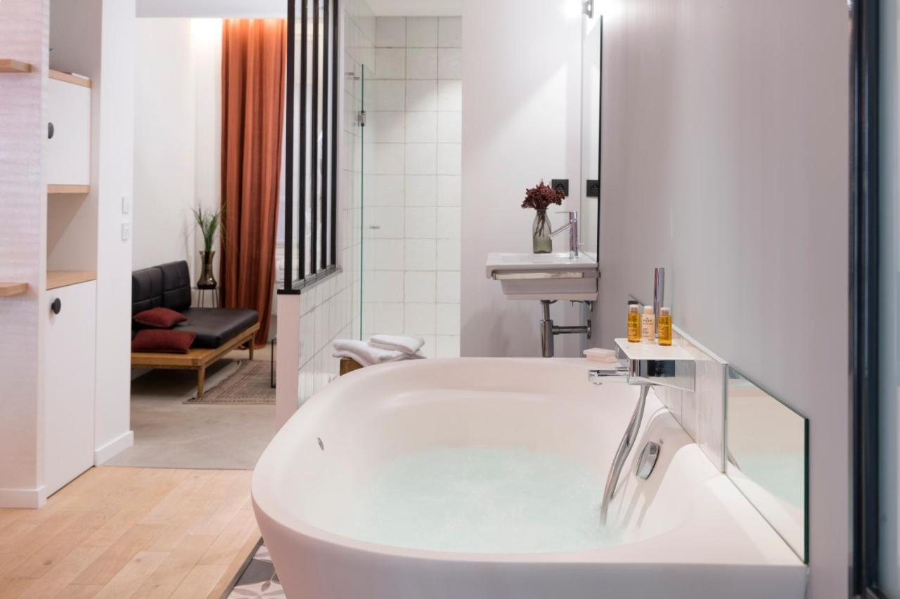 Mihotel Charite Lyon Exteriör bild